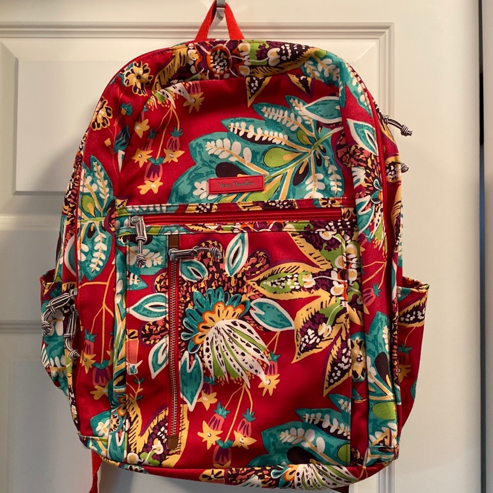 Vera Bradley large backpack. Nonsmoking home